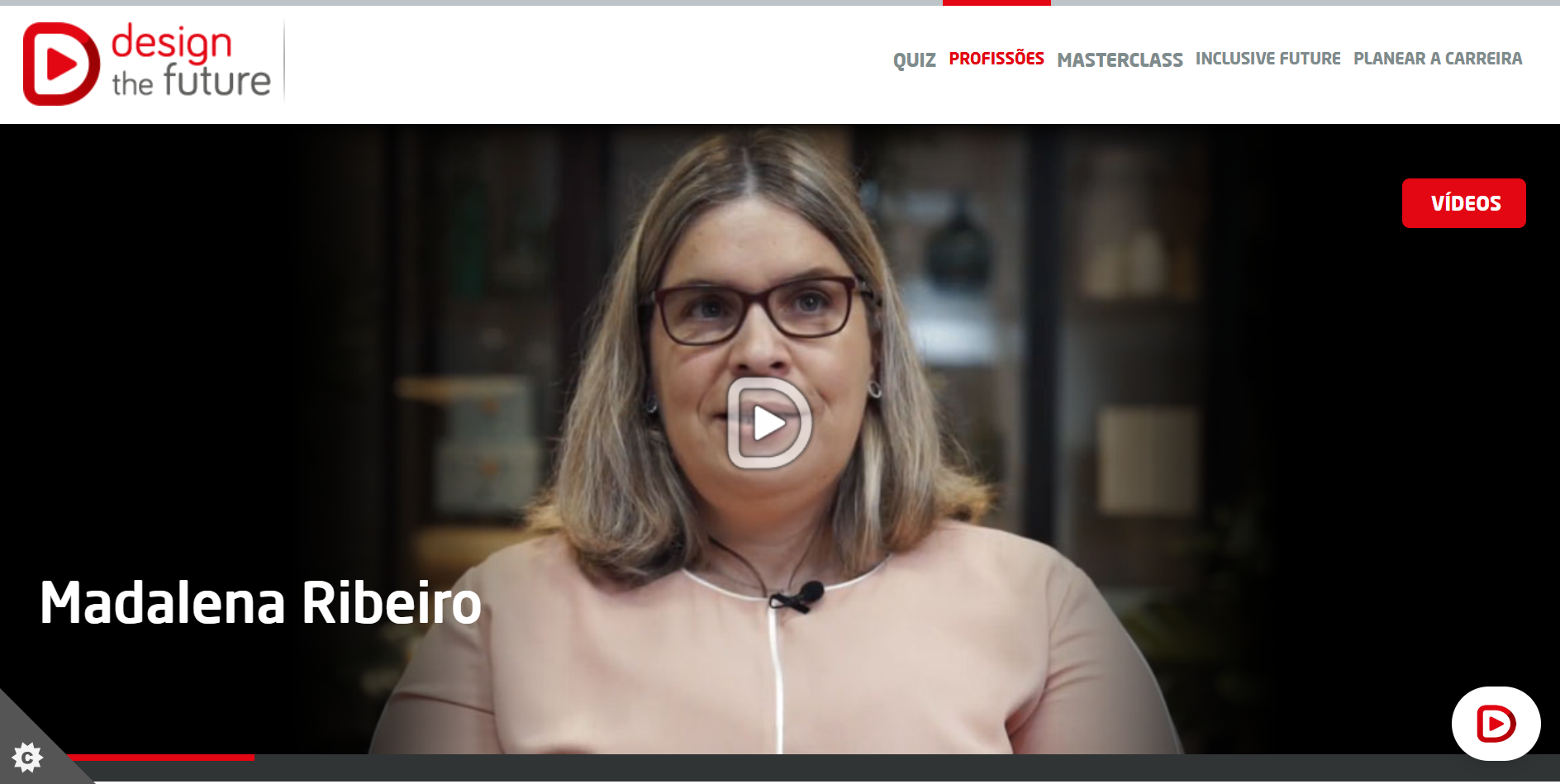 Colaboradora do Centro de Apoio ao Cliente
